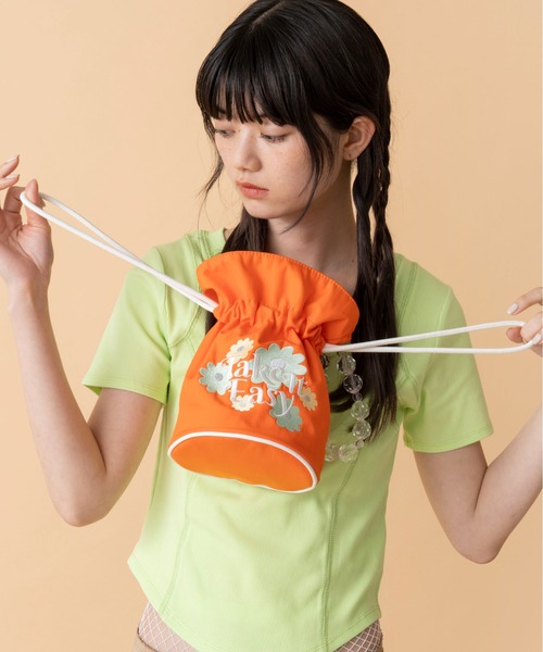 Casselini（キャセリーニ）の「Casselini(キャセリーニ)ビーズハンドル巾着（ハンドバッグ・レディース・オレンジ/ベージュ/ブラック・FREE）」の18枚目の写真