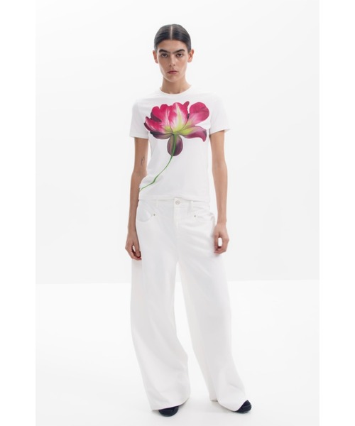 Desigual（デシグアル）の「フラワープリント クルーネックTシャツ（Tシャツ/カットソー・レディース・ホワイト/ブルー・S/XS/M/L/XL）」の7枚目の写真