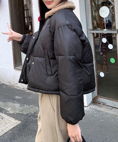 REMUR（レミュール）の「襟ボアショート中綿ブルゾン（ダウンジャケット/コート・レディース・ブラック/アイボリー/ブラウン・FREE）」の16枚目の写真