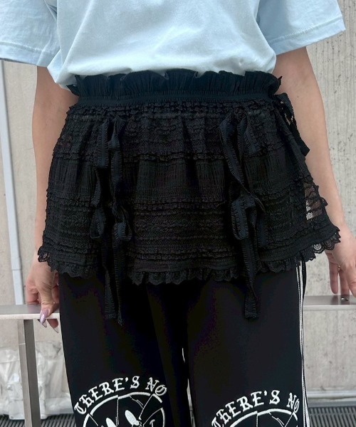 Candy Stripper（キャンディストリッパー）の「LACY APRON スカート（スカート・レディース・ブラック/オフホワイト・FREE）」の2枚目の写真
