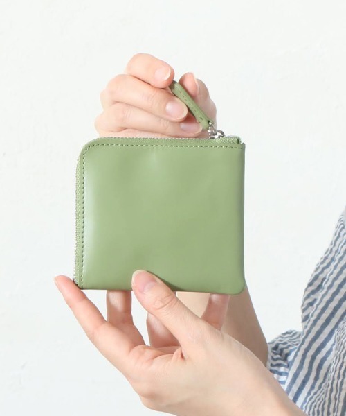 and it_（アンドイット）の「レザーコインケース（コインケース・レディース・セージグリーン/シルバー/ブラック・FREE）」の2枚目の写真