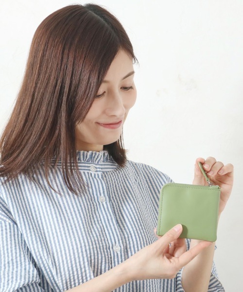and it_（アンドイット）の「レザーコインケース（コインケース・レディース・セージグリーン/シルバー/ブラック・FREE）」の4枚目の写真