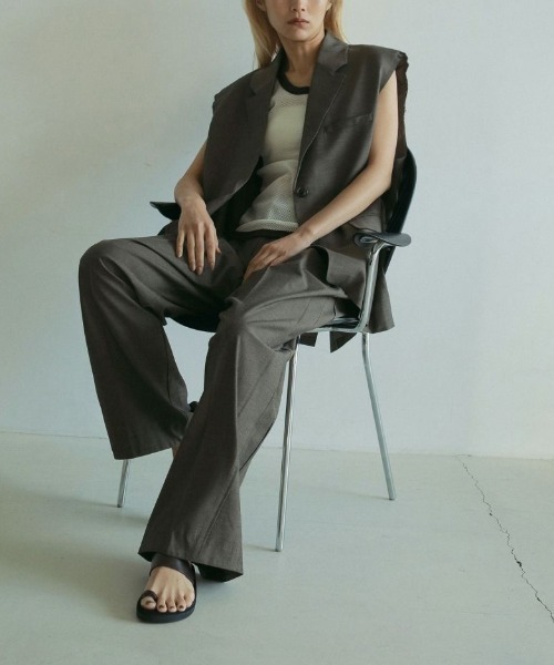 anuke（アンヌーク）の「anuke　Cutoff Over Vest カットオフオーバーベスト/62510103（ベスト・レディース・ブラウン/グレー・36/38）」の10枚目の写真
