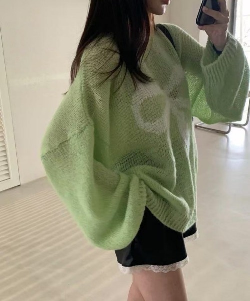 Ritzy(リッツィー)の「オーバーサイズ リボンデザインニット セーター(ニット/セーター・レディース・アイボリー/グリーン/ピンク/ブラック・FREE)」の10枚目の写真