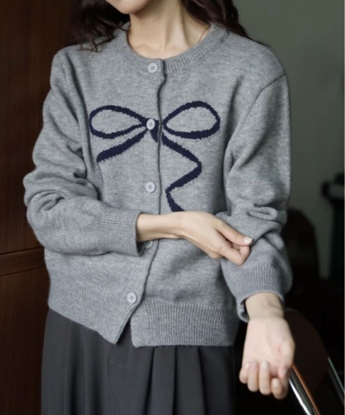 kirakiraShop(キラキラショップ)の「ラウンドネック リボン ニット カーディガン(カーディガン/ボレロ・レディース・ホワイト/ブラック/レッド/グレー/ブラウン・FREE)」の14枚目の写真