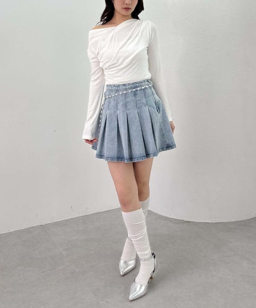 archives（アルシーヴ）の「デニムプリーツミニスカート（スカート・レディース・ベージュ/グレー/ブルー/ブラック・SMALL/MEDIUM）」の12枚目の写真