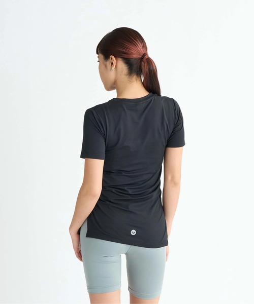 ROXY(ロキシー)の「TAKE YOUR TIME /ロキシー水陸両用サイドスリット半袖Tシャツ(Tシャツ/カットソー・レディース・カーキ/ベージュ/ブラック・MEDIUM/LARGE/SMALL)」の17枚目の写真