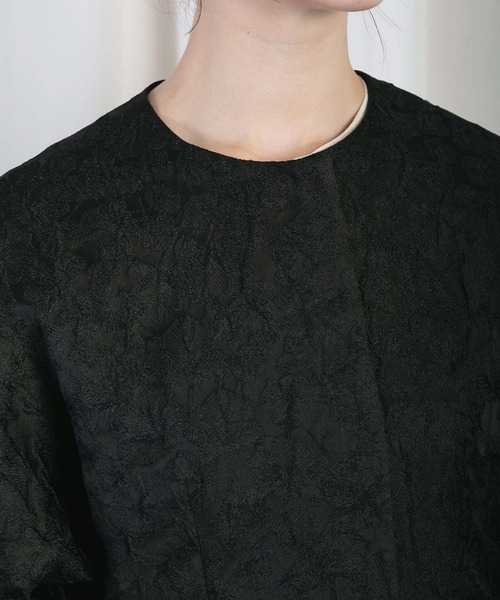 RAW FUDGE（ローファッジ）の「ボタニカルジャガードコート（ノーカラーコート・レディース・ブラック・M）」の18枚目の写真