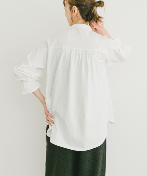 ITEMS URBANRESEARCH(アイテムズ アーバンリサーチ)の「バンドカラーソデタックカットソー(Tシャツ/カットソー・レディース・ストライプ/ホワイト・FREE)」の4枚目の写真