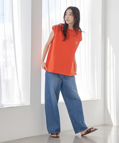 KELTY(ケルティ)の「KELTY(ケルティ)別注 ワンポイントロゴ ノースリーブTシャツ(Tシャツ/カットソー・レディース・ホワイト/ブラック/ネイビー/オレンジ・M/L)」の13枚目の写真