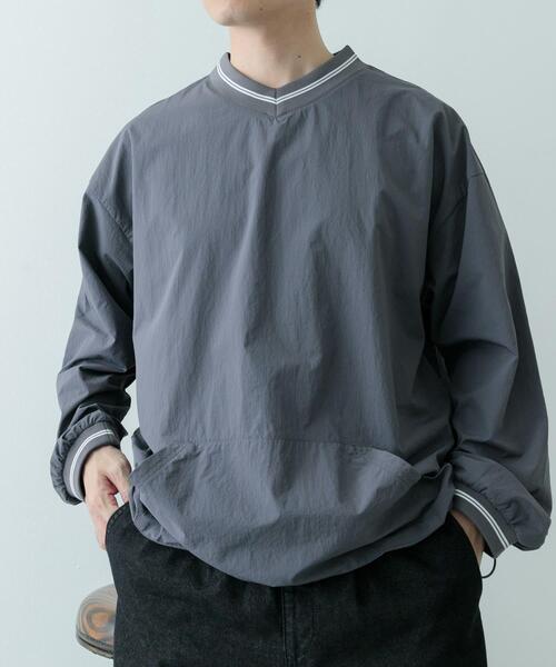 ITEMS URBANRESEARCH(アイテムズ アーバンリサーチ)の「『セットアップ対応』ナイロン ラインリブ ドロストプルオーバー(その他トップス・メンズ・ネイビー/チャコールグレー/ブラック・LARGE/MEDIUM)」の3枚目の写真