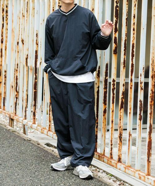 ITEMS URBANRESEARCH(アイテムズ アーバンリサーチ)の「『セットアップ対応』ナイロン ラインリブ ドロストプルオーバー(その他トップス・メンズ・ネイビー/チャコールグレー/ブラック・LARGE/MEDIUM)」の16枚目の写真