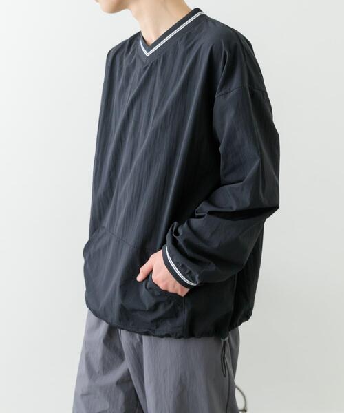 ITEMS URBANRESEARCH(アイテムズ アーバンリサーチ)の「『セットアップ対応』ナイロン ラインリブ ドロストプルオーバー(その他トップス・メンズ・ネイビー/チャコールグレー/ブラック・LARGE/MEDIUM)」の21枚目の写真