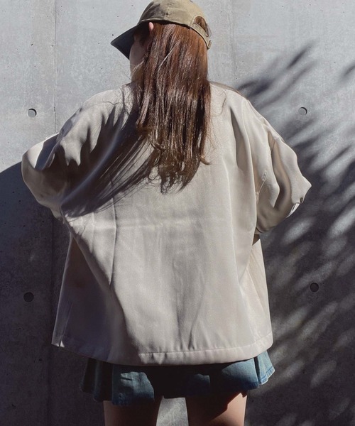 AS KNOW AS plus（アズノゥアズプラス）の「●ビッグシルエット デザインポケットワークジャケット（その他アウター・レディース・アイボリー系/カーキ系・FREE）」の8枚目の写真