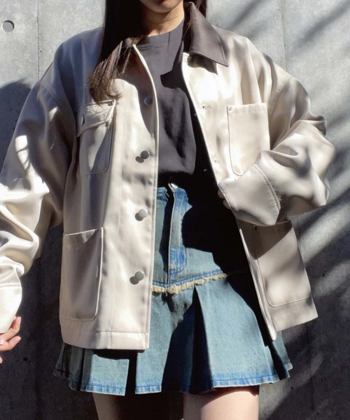 AS KNOW AS plus（アズノゥアズプラス）の「●ビッグシルエット デザインポケットワークジャケット（その他アウター・レディース・アイボリー系/カーキ系・FREE）」の3枚目の写真