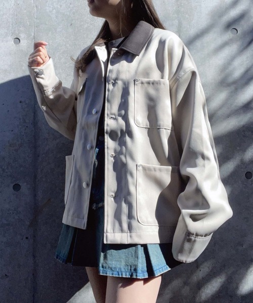 AS KNOW AS plus（アズノゥアズプラス）の「●ビッグシルエット デザインポケットワークジャケット（その他アウター・レディース・アイボリー系/カーキ系・FREE）」の4枚目の写真