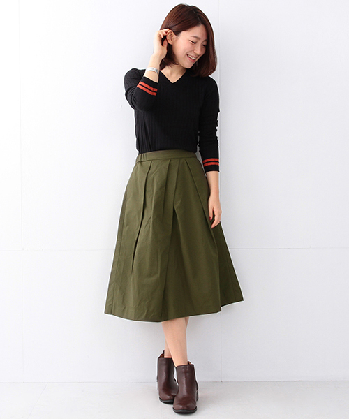 B:MING by BEAMS（ビーミングバイビームス）の「ビーミング by ビームス / サテンミリタリースカート（スカート・レディース・ネイビー/ブラック/カーキ・SMALL/MEDIUM）」の16枚目の写真