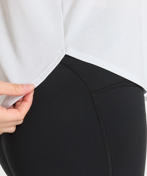 NEW BALANCE（ニューバランス）の「Drapey ジャージタンク（タンクトップ・レディース・ブラック/ライトブルー・LARGE/MEDIUM/SMALL）」の5枚目の写真