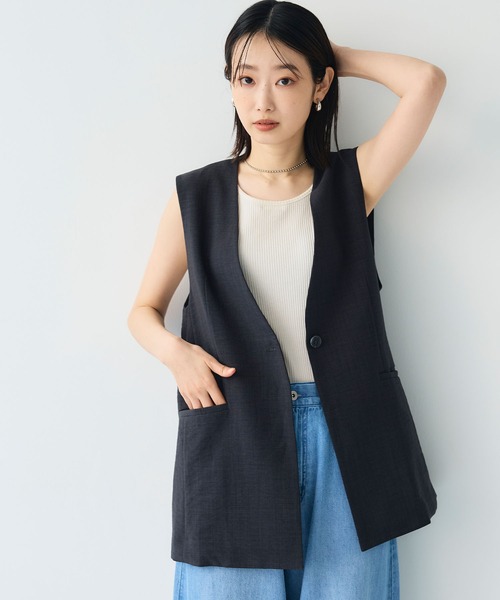 CROSS FUNCTION（クロスファンクション）の「《シワになりにくい》サマナチュラ リネンライクノーカラーVネックジレ【CF/クロスファンクション】（ベスト・レディース・ライトベージュ/ブルー/チャコールグレー・LL/L/M）」の17枚目の写真