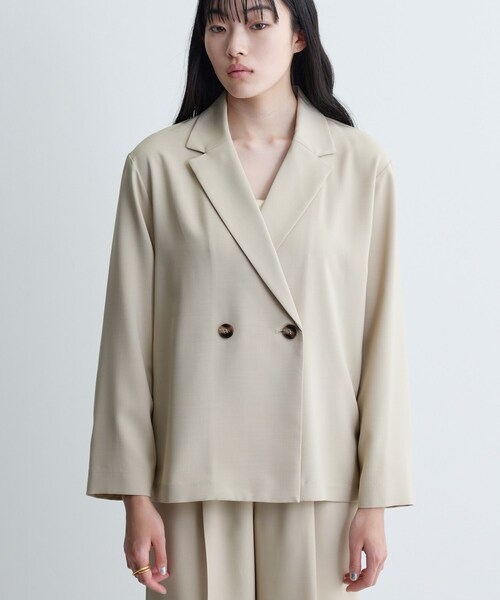 GALLEST(ギャレスト)の「【セットアップ可】モードフィットダブルボタンジャケット【カセット服/オケージョン/通勤】(テーラードジャケット・レディース・チャコールグレー/ブラック/ベージュ/キャメル・36/38/40)」の3枚目の写真