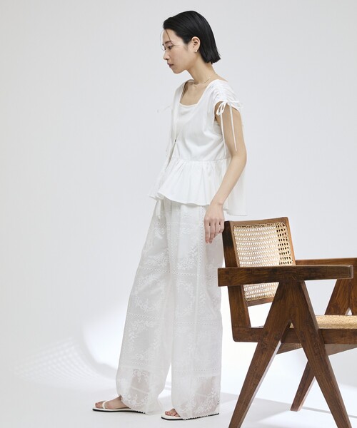 Firsthand(ファーストハンド)の「Firsthand/ファーストハンド タフタギャザーブラウス(シャツ/ブラウス・レディース・ホワイト/ブラック・FREE)」の8枚目の写真