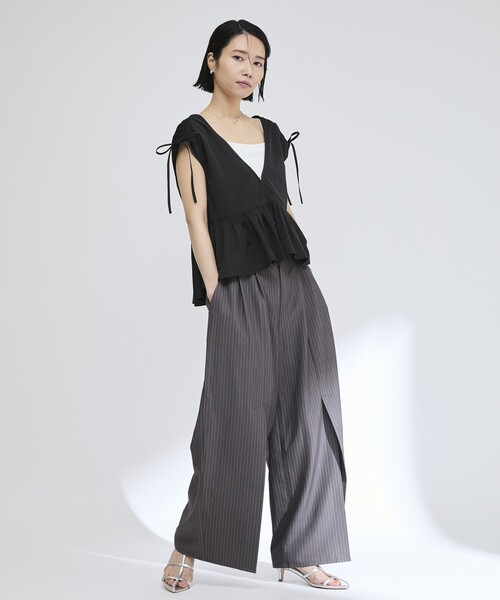 Firsthand(ファーストハンド)の「Firsthand/ファーストハンド タフタギャザーブラウス(シャツ/ブラウス・レディース・ホワイト/ブラック・FREE)」の21枚目の写真