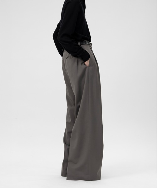 LAPIIS（ラピス）の「TWO TUCK WOOL WIDE TROUSERS（スラックス・メンズ・ブラック/ブラウン系その他・MEDIUM/LARGE）」の9枚目の写真