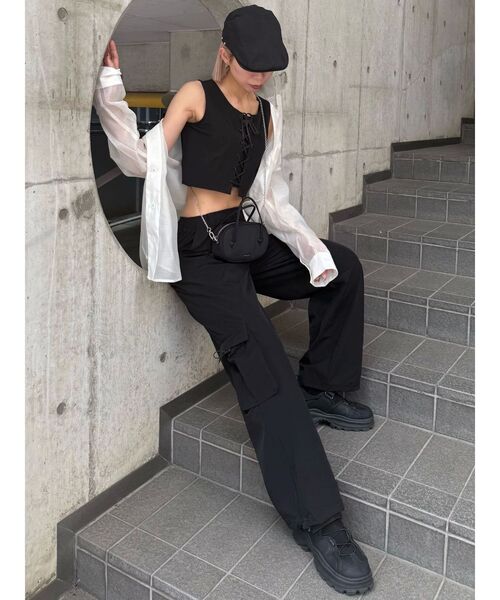 EMODA（エモダ）の「レースアップナイロントップス（Tシャツ/カットソー・レディース・ブラック/グレー/ホワイト・FREE）」の19枚目の写真