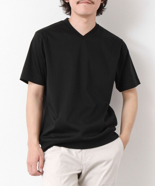 NOLLEY’S(ノーリーズ)の「《ビジカジ対応》シルケットスムース Vネック ドレスTシャツ 25SS(Tシャツ/カットソー・メンズ・ホワイト/チャコールグレー/ブラック/グレイッシュベージュ/グレイッシュブルー/キャメル/ライトグレー/ブルー・S/M/L/XL/XXL)」の2枚目の写真