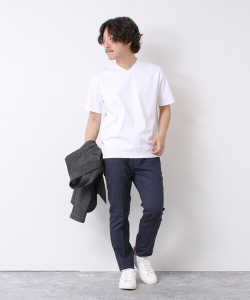 NOLLEY’S(ノーリーズ)の「《ビジカジ対応》シルケットスムース Vネック ドレスTシャツ 25SS(Tシャツ/カットソー・メンズ・ホワイト/チャコールグレー/ブラック/グレイッシュベージュ/グレイッシュブルー/キャメル/ライトグレー/ブルー・S/M/L/XL/XXL)」の12枚目の写真