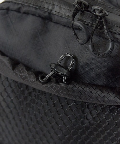 and wander（アンドワンダー）の「and wander/アンドワンダー ECOPAK エコパック（ショルダーバッグ・メンズ・ブラック・FREE）」の6枚目の写真