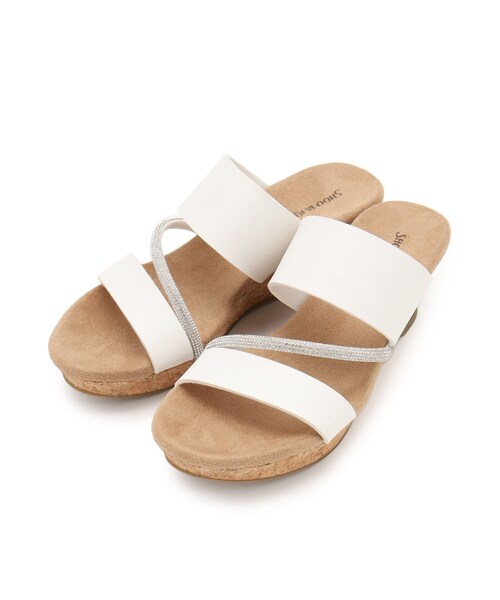 SHOO・LA・RUE(シューラルー)の「キラキラループマガールサンダル(サンダル・レディース・シルバー/オフホワイト/ブラック・45/35)」の2枚目の写真