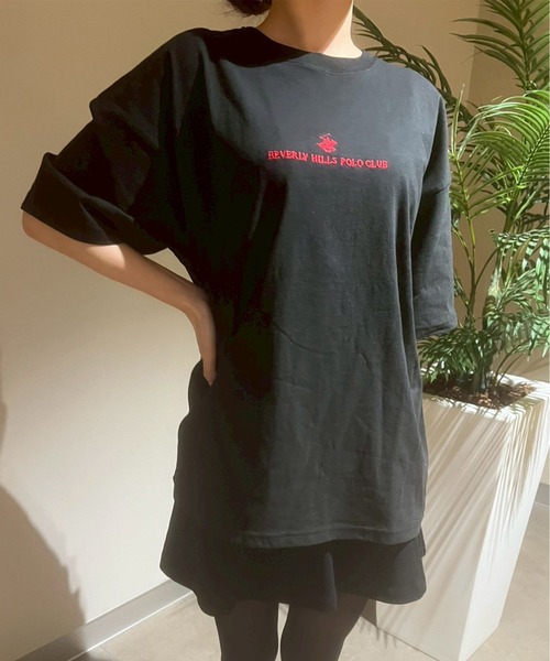 BEVERLY HILLS POLO CLUB（ビバリーヒルズポロクラブ）の「【BEVERLY HILLS POLO CLUB/ビバリーヒルズポロクラブ】刺繍半袖Tシャツ（Tシャツ/カットソー・レディース・ホワイト系3/ブラック系2/ブラック系4/ネイビー系2/ホワイト系1/ホワイト系2/ブラック系1/ブラック系3/ネイビー系1・M/L/LL）」の5枚目の写真