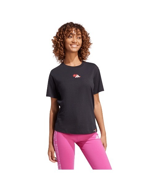 adidas(アディダス)の「アディダス adidas ラウンジ ミニ グラフィック半袖Tシャツ(Tシャツ/カットソー・レディース・スモークピンク/ブラック/ピンク・S/M/L/XL)」の2枚目の写真