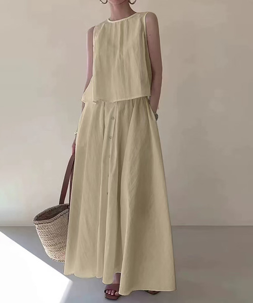 Doula Doula(ドゥーラドゥーラ)の「セットアップ ノースリーブブラウス&フレアロングスカート(セットアップ・レディース・ホワイト/ベージュ/ブラック/グレー/ネイビー・FREE)」の2枚目の写真