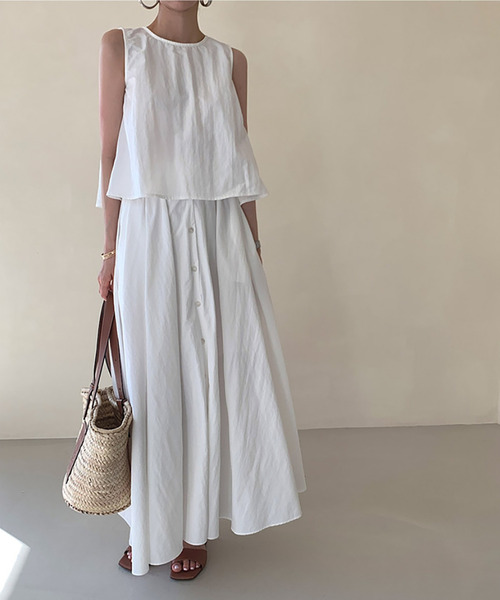 Doula Doula(ドゥーラドゥーラ)の「セットアップ ノースリーブブラウス&フレアロングスカート(セットアップ・レディース・ホワイト/ベージュ/ブラック/グレー/ネイビー・FREE)」の7枚目の写真