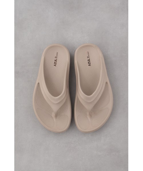 AZUL by moussy（アズールバイマウジー）の「ラクフィールプラットフォームトングサンダル（サンダル・メンズ・ベージュ/ブラック・MEDIUM/LARGE）」の14枚目の写真