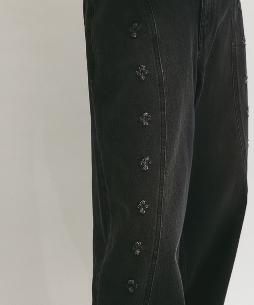 ADAM ET ROPE'（アダムエロペ）の「イノセンスフラワーデニム（デニムパンツ・レディース・サックスブルー/ブラック系その他・36/38）」の12枚目の写真