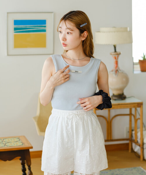4色展開/カップ取り外し可】カップ付きニットタグリブタンク
