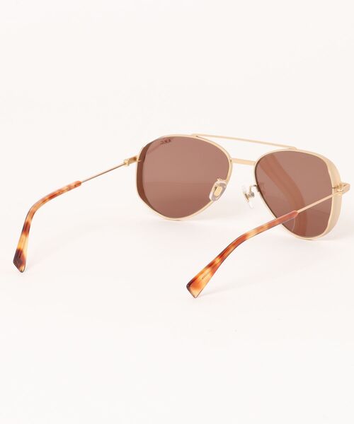 A.P.C.（アーペーセー）の「SUNGLASSES BILL（ベルト・メンズ・ゴールド・ONESIZE）」の3枚目の写真