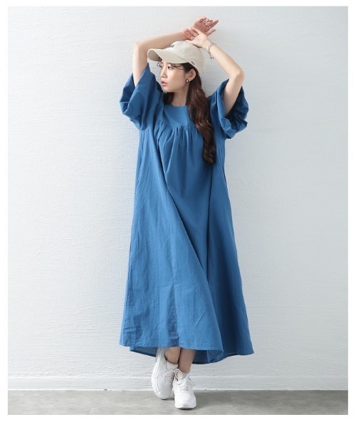 Sawa a la mode(サワアラモード)の「ボリューム袖コットンワンピース(ワンピース・レディース・ブルー/ブラック・FREE)」の21枚目の写真