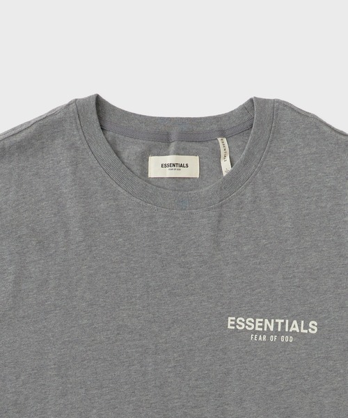 FOG ESSENTIALS(エフオージーエッセンシャルズ)の「FOG ESSENTIALS/エッセンシャルズ 1POINT LOGO SS TEE Tシャツ(Tシャツ/カットソー・メンズ・グレー・M/S/XL/L)」の2枚目の写真