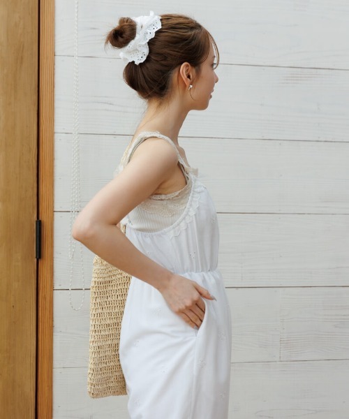 flower（フラワー）の「サニーカットワークロンパース（つなぎ/オールインワン・レディース・ホワイト/ブラック・FREE）」の8枚目の写真