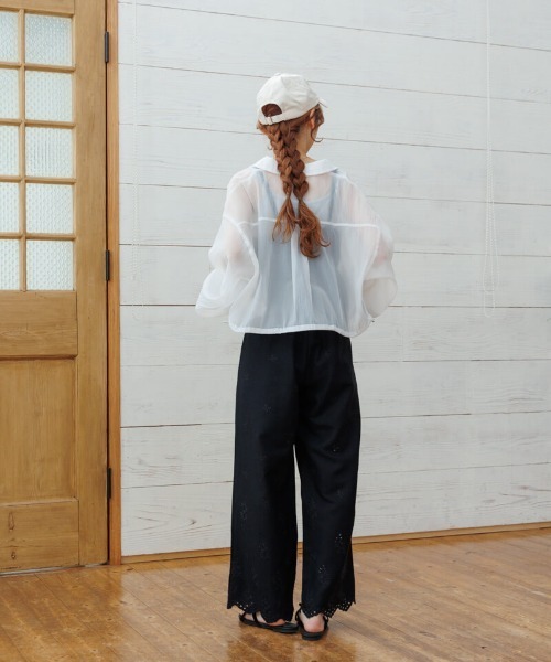 flower（フラワー）の「サニーカットワークロンパース（つなぎ/オールインワン・レディース・ホワイト/ブラック・FREE）」の16枚目の写真