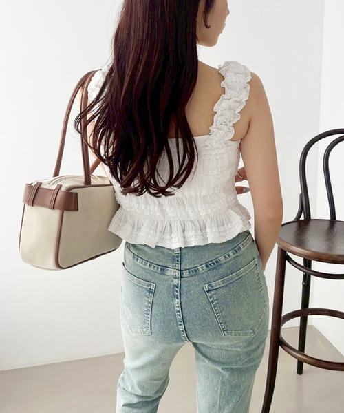 one after another NICE CLAUP(ワンアフターアナザーナイスクラップ)の「カップ付きレースビスチェ(タンクトップ・レディース・オフホワイト/ブラック/サックスブルー・FREE)」の4枚目の写真