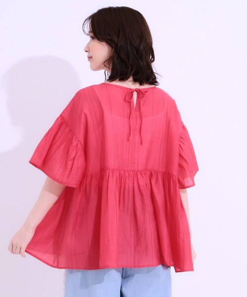 Cutie Blonde(キューティーブロンド)の「【S-LL】ふわっと揺れる ペプラムデザインブラウス(シャツ/ブラウス・レディース・ピンク系/ライトイエロー系/ブラック・04/03/02/01)」の22枚目の写真