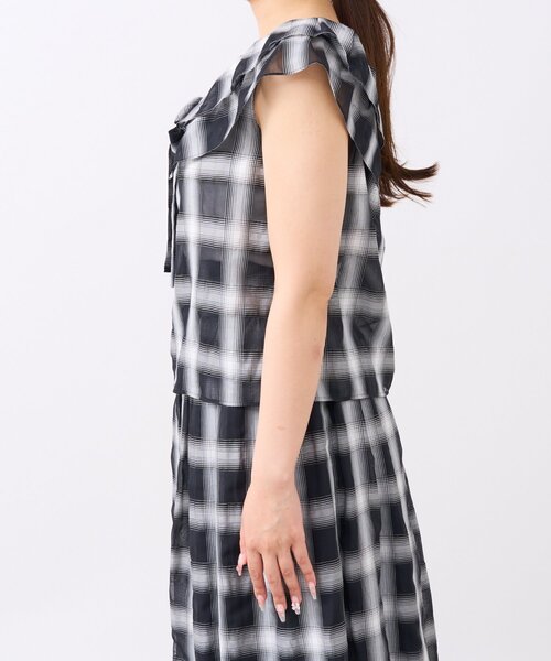 La boutique BonBon(ラブティックボンボン)の「【セットアップ可】シアーオンブレーチェック2WAYフリルオフショルブラウス(シャツ/ブラウス・レディース・ブラウン/ブラック・FREE)」の22枚目の写真