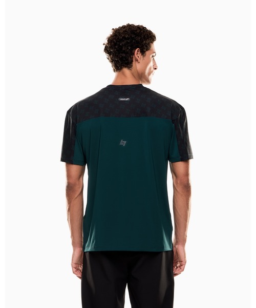 EMPORIO ARMANI EA7(エンポリオアルマーニイーエーセブン)の「<オンライン限定>【エンポリオ アルマーニ EA7】Dynamic Athlete プリントTシャツ VENTUS7テクニカルファブリック(Tシャツ/カットソー・メンズ・ブルーグリーン/ブラック系その他/ブラック・SMALL/MEDIUM/LARGE/X-LARGE/XX-LARGE/X-SMALL)」の7枚目の写真