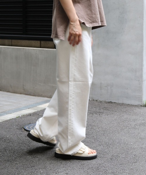 RED CARD TOKYO（レッドカード）の「【RED CARD/レッドカード】Dakota ルーズストレートデニム（デニムパンツ・レディース・オフホワイト・25/24/23/22）」の7枚目の写真