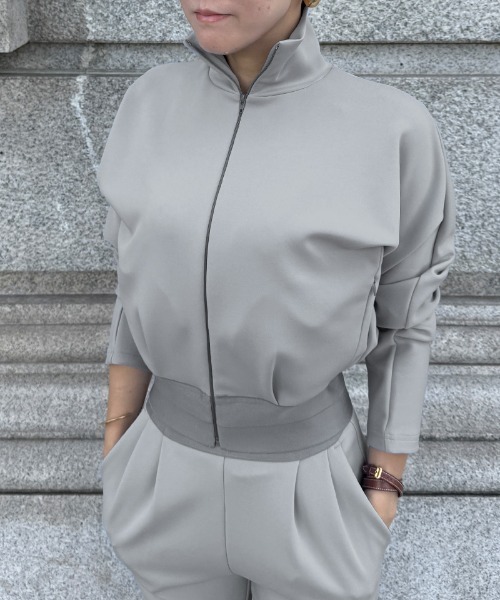 日本製エアリーストレッチブルゾン（その他アウター）｜JENNE